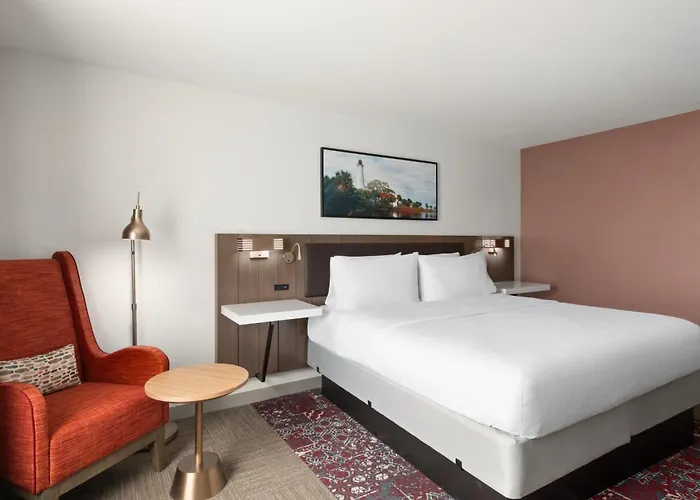 Hilton Garden 3*