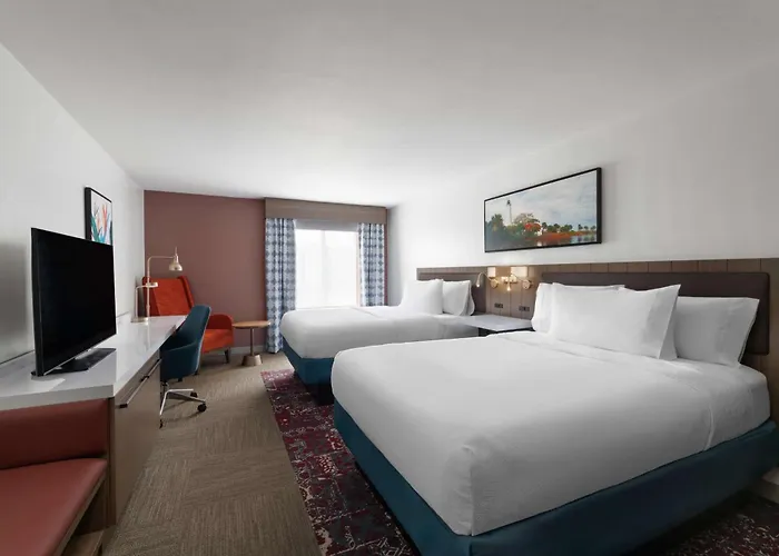 Hilton Garden Hotel 3*