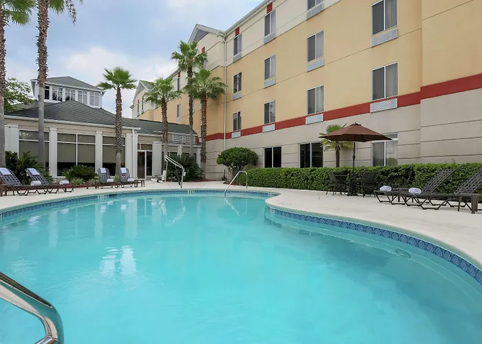 Hilton Garden 3*